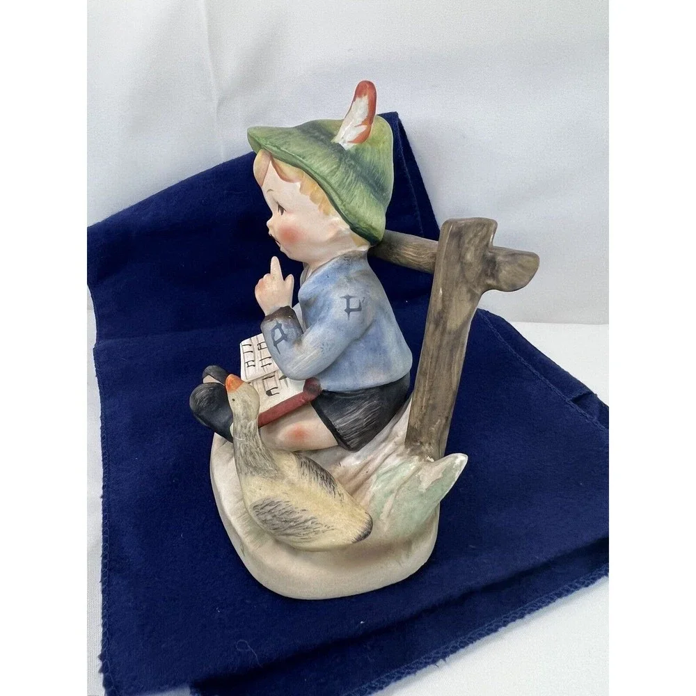 Vintage Hummel Figurines‎ 7961 Boy Singing W/Goose & Bird
